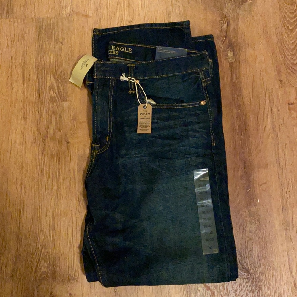 New with tags , men’s American Eagle relaxed straight jeans 36*32